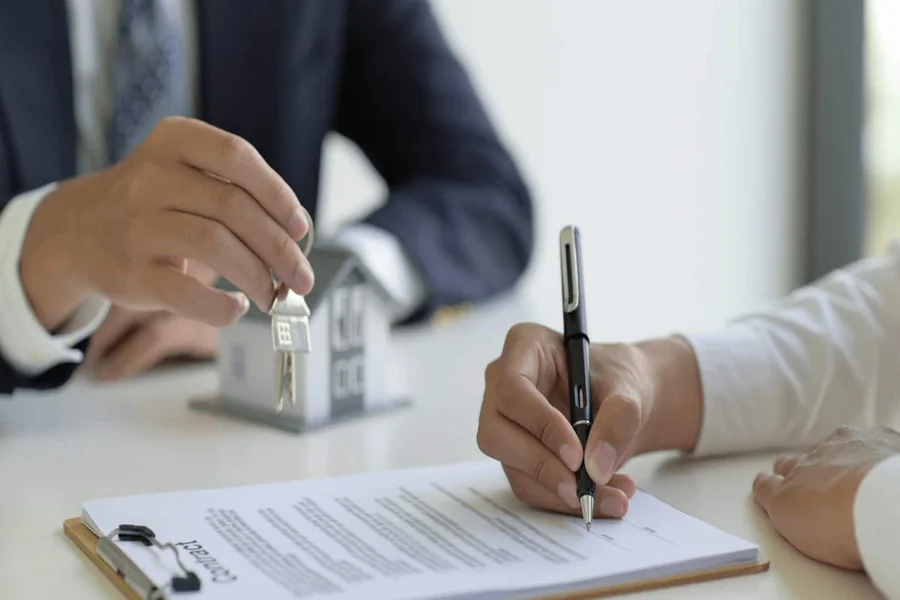 What to Know Before Signing a Property Contract